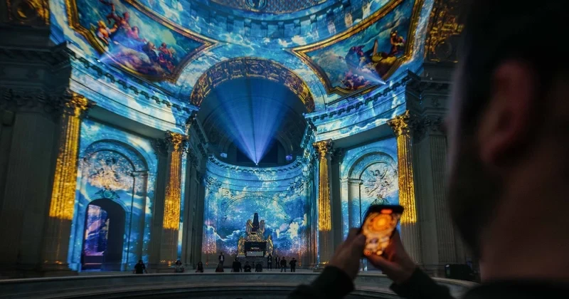 Spectacle Aura Invalides : Billets et Expérience Immersive
