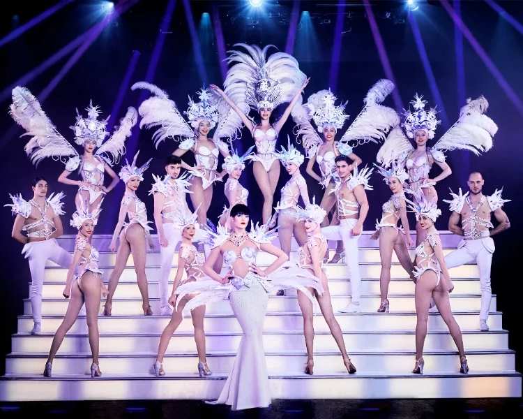 Paradis Latin Show & Glas Champagner, photo 5