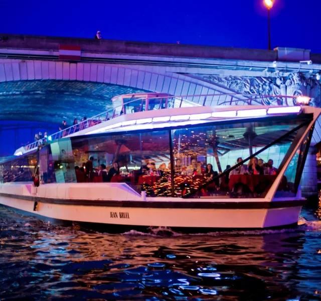Dîner-Kreuzfahrt Service Exzellenz, photo 2