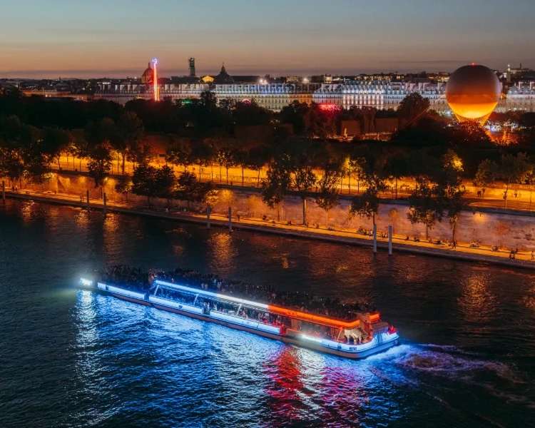 Nieuwjaarsdinercruise, photo 1
