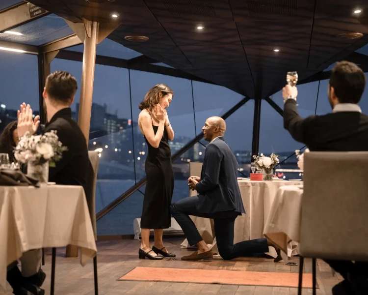 Dîner Croisière de la Saint-Valentin, photo 1