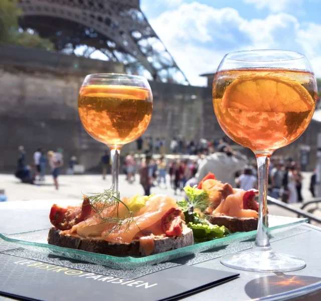 Pranzo al Bistro Parisien e Crociera Promenade Torre Eiffel, photo 1