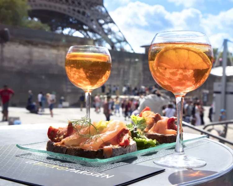 Pranzo al Bistro Parisien e Crociera Promenade Torre Eiffel, photo 1