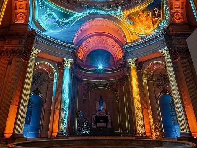 Aura agli Invalides, photo 1