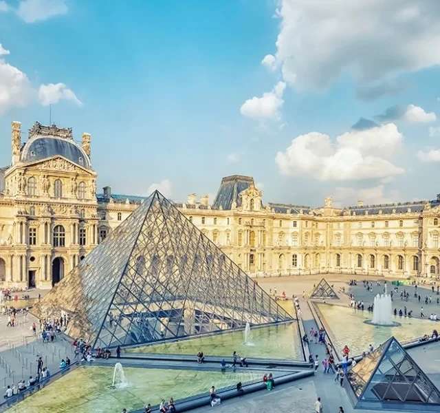 Visite Guidée des Secrets des façades du Louvre, photo 1