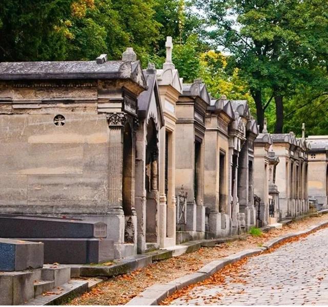 Visite Guidée du Cimetière du Père Lachaise, photo 2