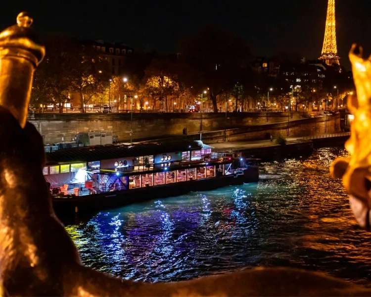 Kerstavond Dinercruise aan boord van de Ivoire, photo 1