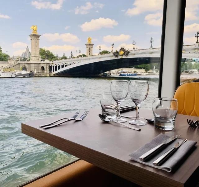 Kerstavond Dinercruise aan boord van de Ivoire, photo 5