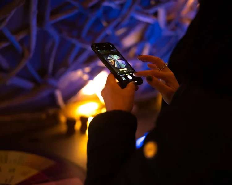 Visite Immersive aux Caves Louvre & Dégustation, photo 1