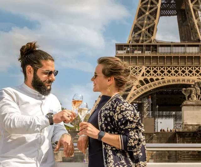 Croisière Dégustation de Champagne sur la Seine, photo 1