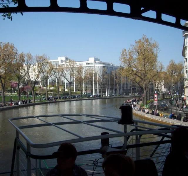 رحلة بحرية مروية على قناة سان مارتان, photo 3