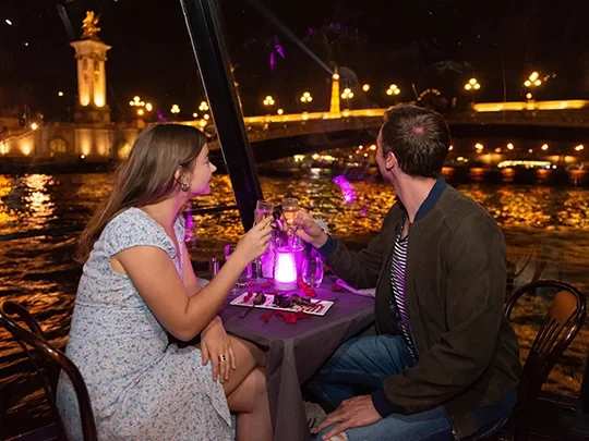 Romantisches Abendessen auf der Seine, photo 5